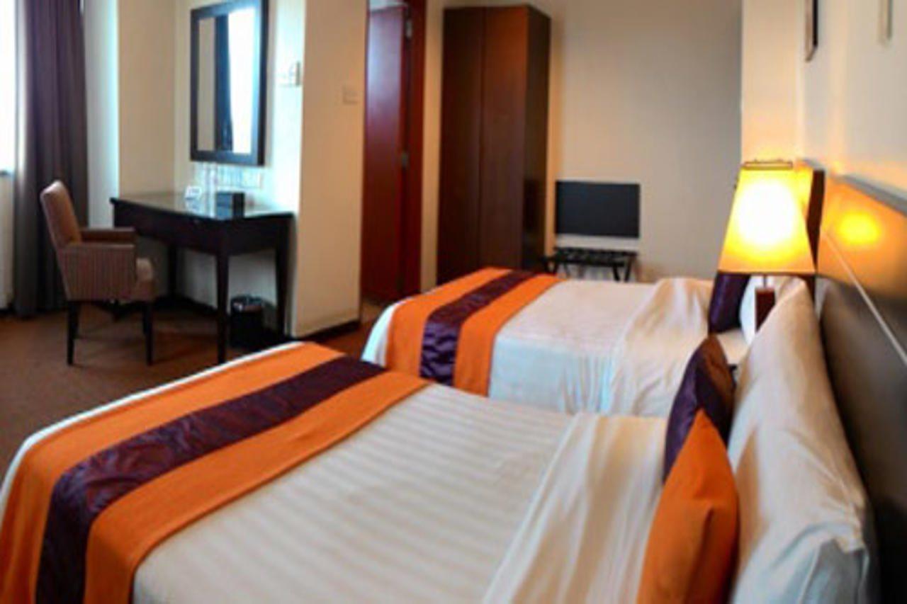 ฮกหลี โฮเต็ล แอนด์ เรสซิเดนซ์ - ทาวเวอร์ บี Hotel กูชิง ภายนอก รูปภาพ