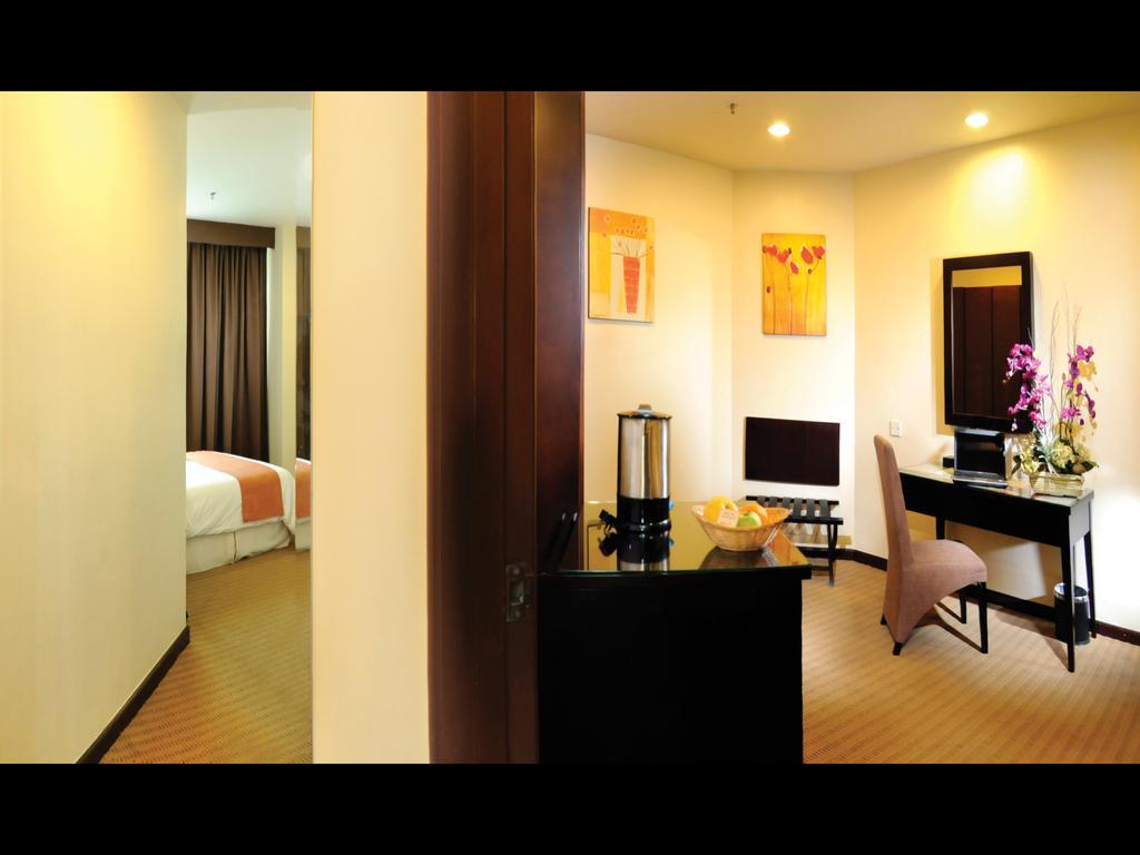 ฮกหลี โฮเต็ล แอนด์ เรสซิเดนซ์ - ทาวเวอร์ บี Hotel กูชิง ภายนอก รูปภาพ